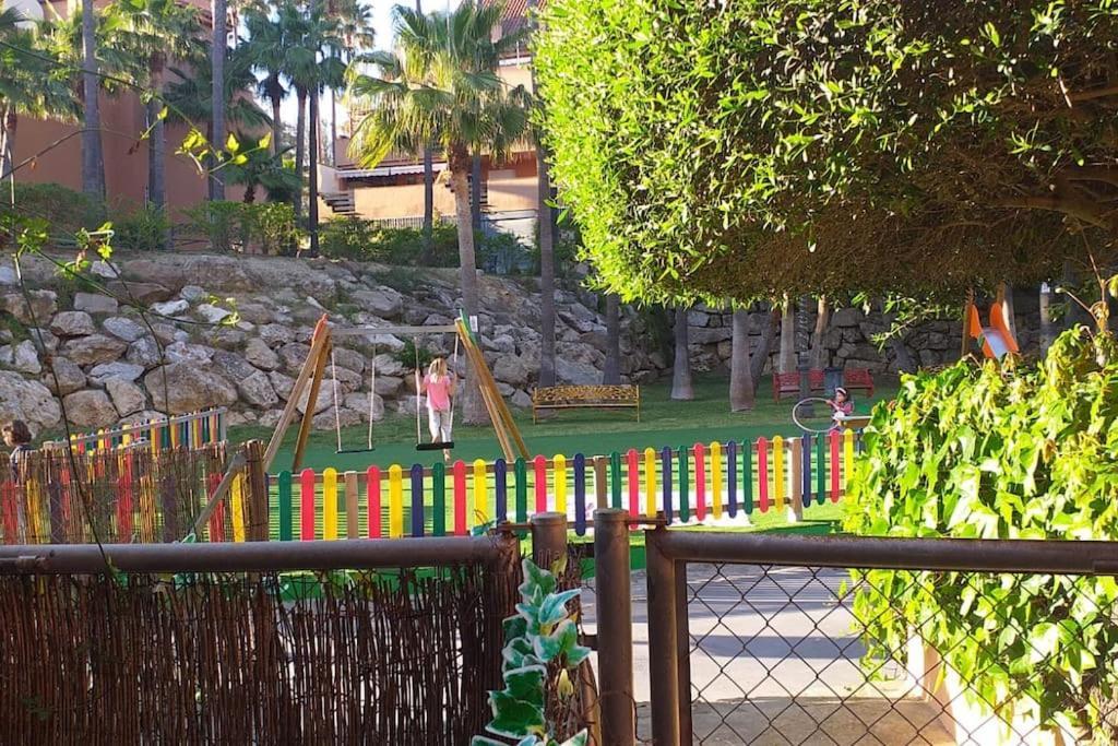 Apartamento Planta Baja Cerca De La Playa Casares Costa Exterior foto