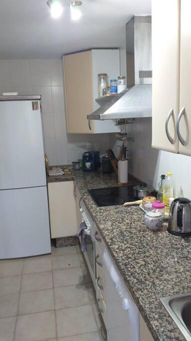 Apartamento Planta Baja Cerca De La Playa Casares Costa Exterior foto