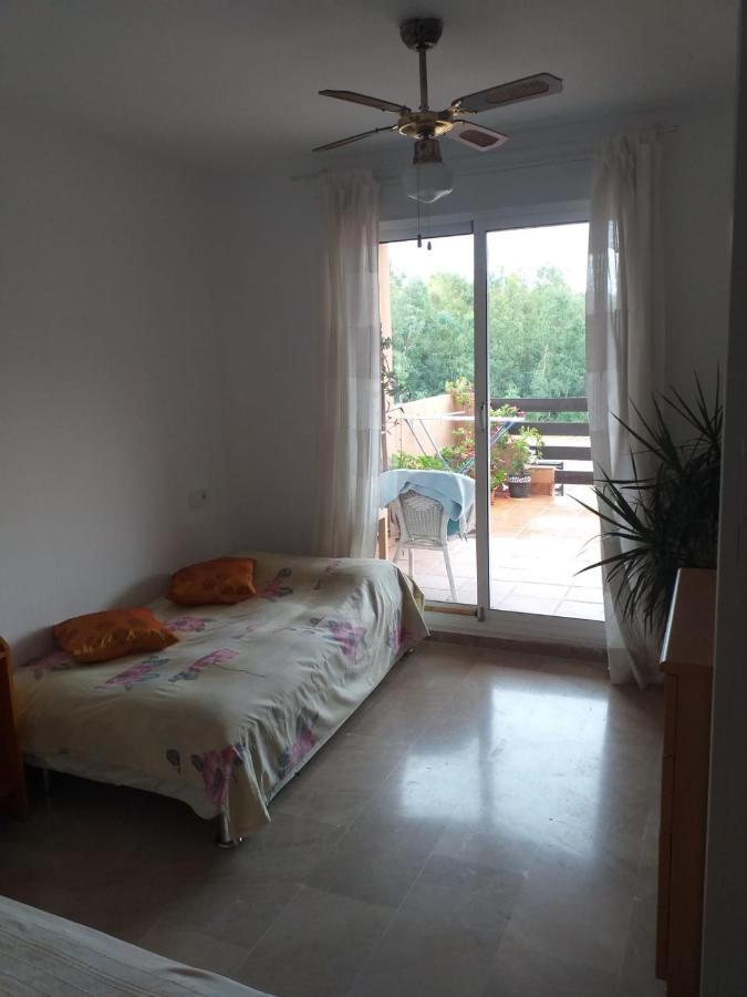 Apartamento Planta Baja Cerca De La Playa Casares Costa Exterior foto